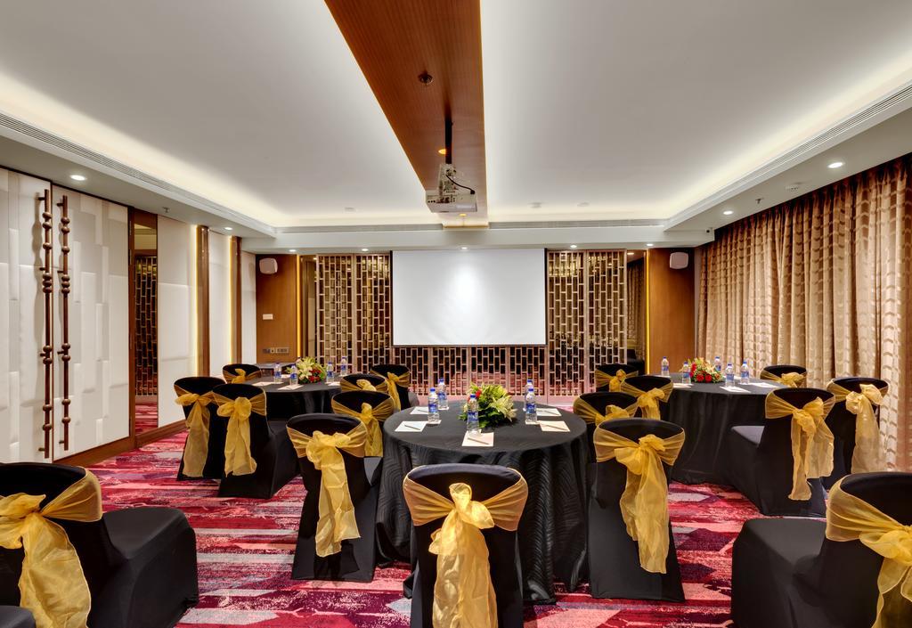 The Fern - Goregaon Mumbai Kültér fotó